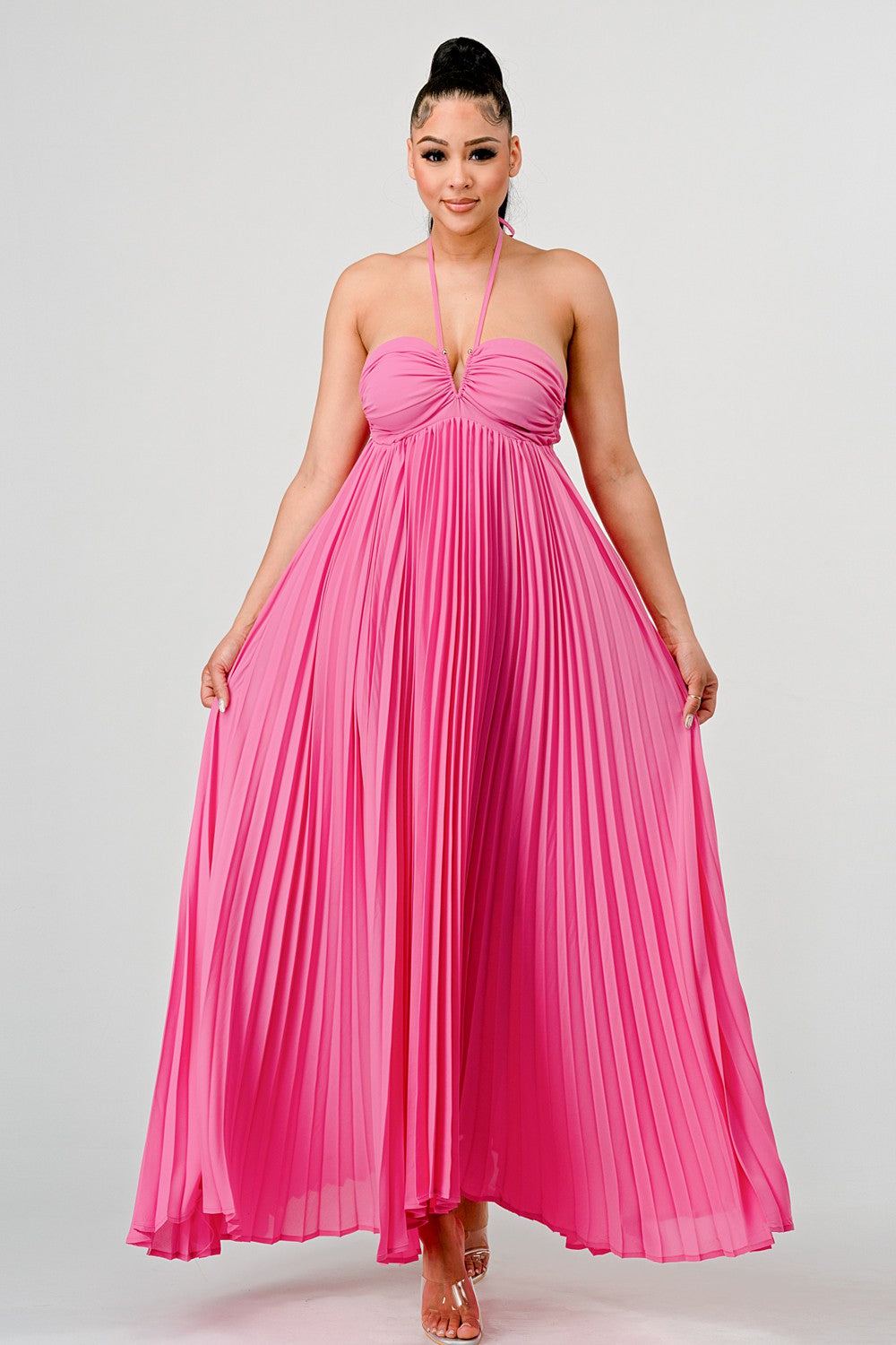 FLOWY SLEEVELESS PLEATED MAXI DRESS
