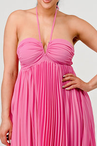 FLOWY SLEEVELESS PLEATED MAXI DRESS