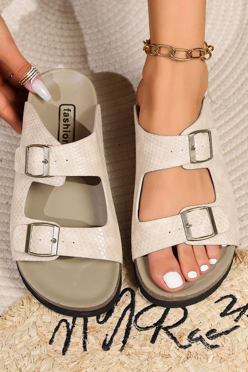 White Suede Textured Buckle Straps Beach Slippers