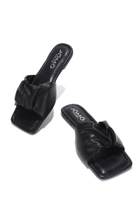 RANGOON I DON'T WANT NO SCRUBS FLAT SANDALS- BLACK - LURE- Yorktown Mall